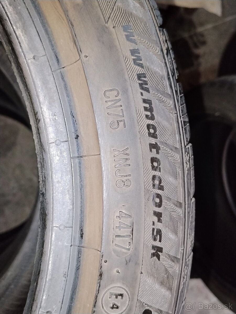 Zimna sada 215/45 R16, 90V, XL Matador SibirSnow MP92, 4ks - 4