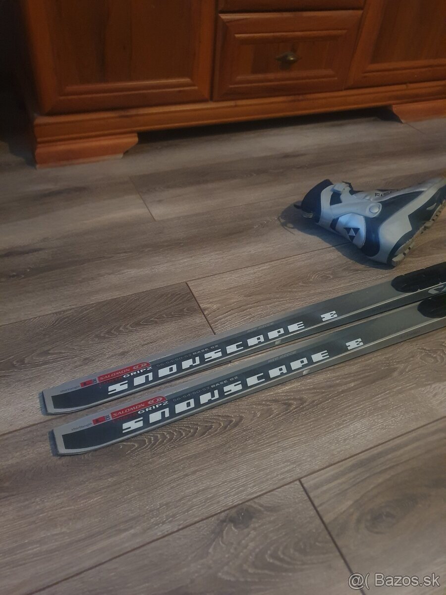 Predam bezkovy set,salomon,183 cm,SNS,c.44,supiny - - 4