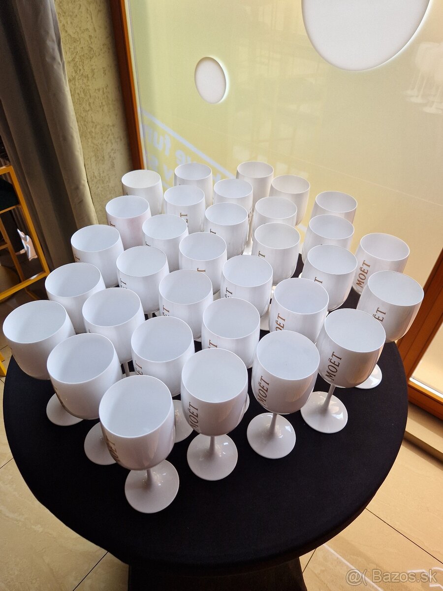 Predám biele štýlové poháre MOËT & CHANDON - 4