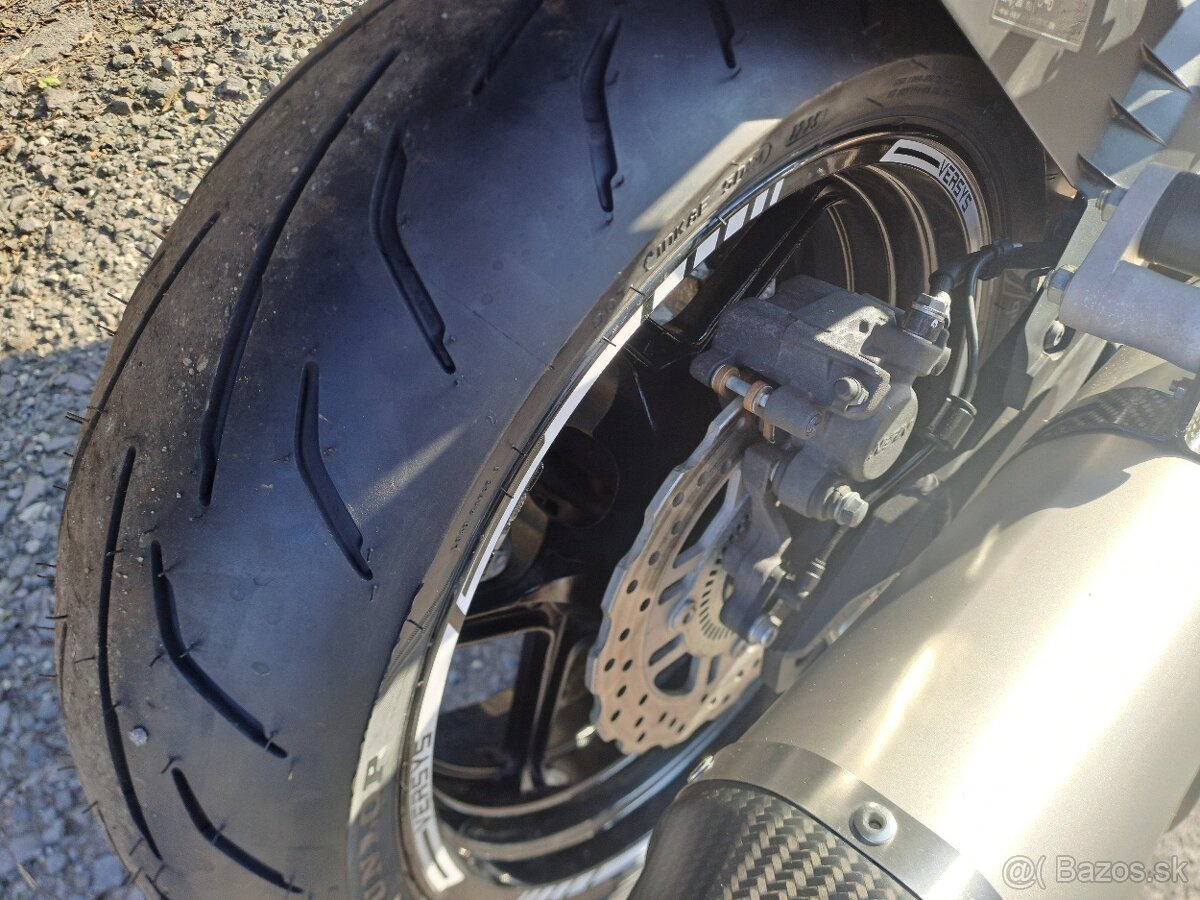 Kawasaki Versys 1000 - 4