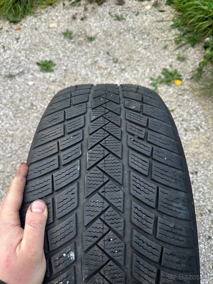 255/55 R18 - 4