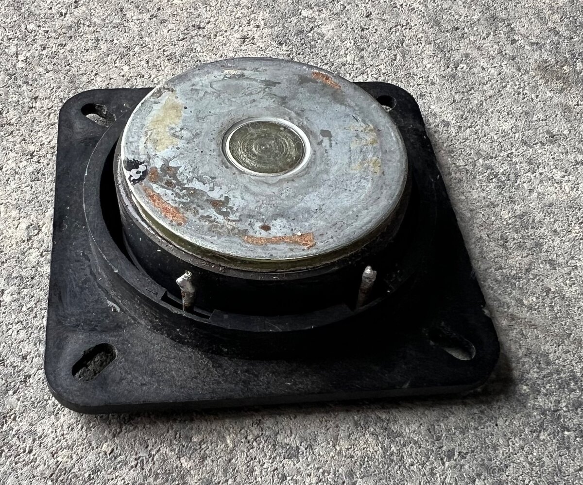 Výškové reproduktory ITT - 4