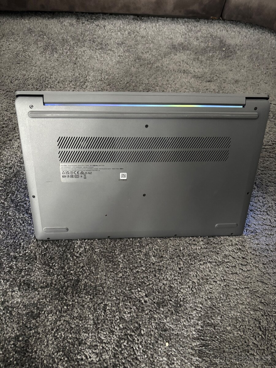 Lenovo IdeaPad Slim 3 - 4