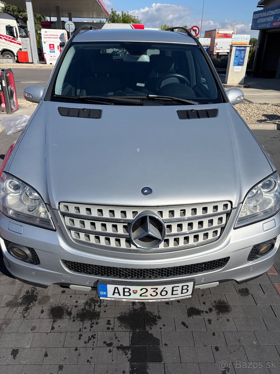 Mercede ML 280 - 4