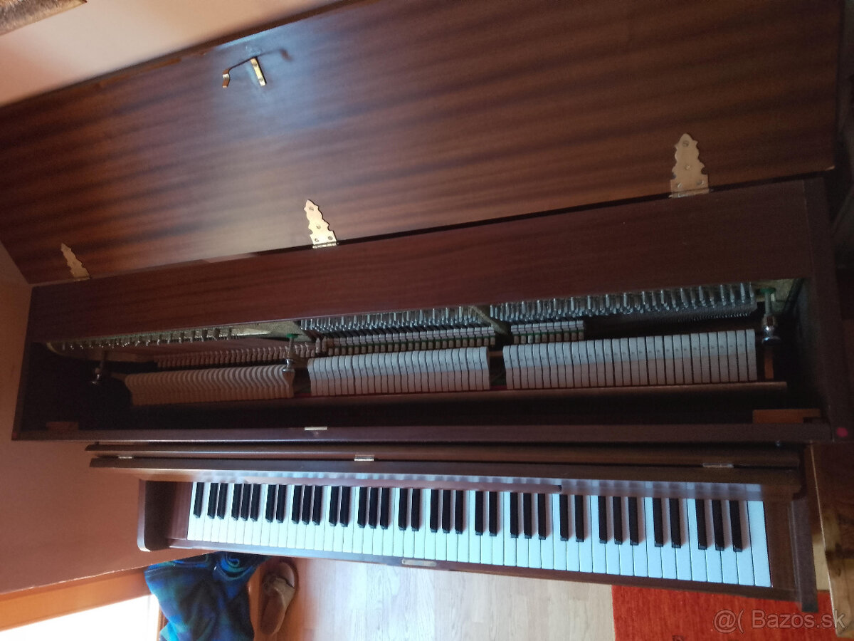 Piano Otto Bach - 4