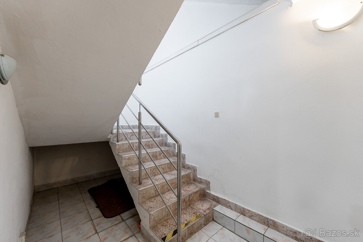 Na predaj polyfunkčná budova, 320 m2 - Centrum, Michalovce - 4