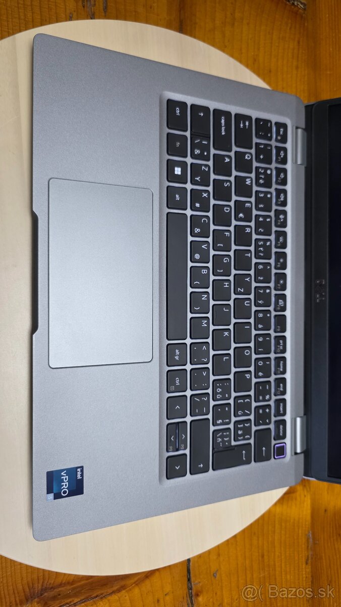 Dell Latitude 5330 I5,16RAM,500NVME - 4