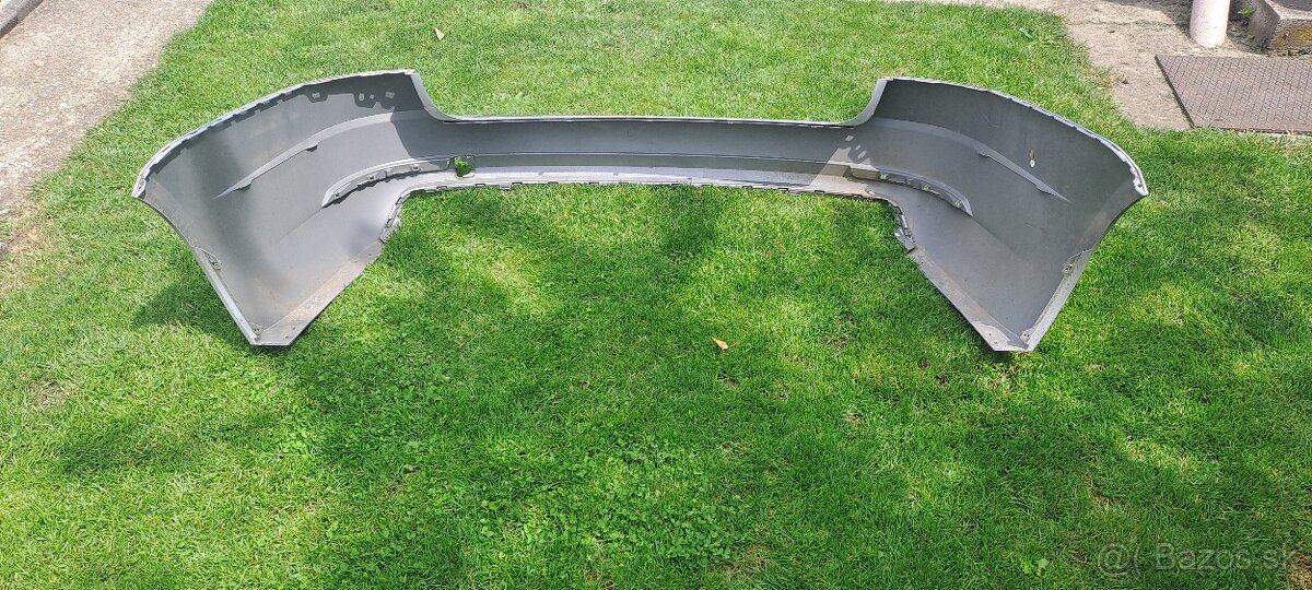 Predám nárazník na Octaviu - 4