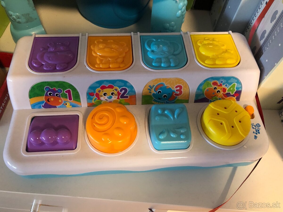 Hračky + choditko - 4