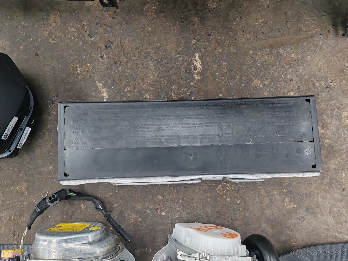 ŠKODA OCTAVIA IV PAlubova doska - 4