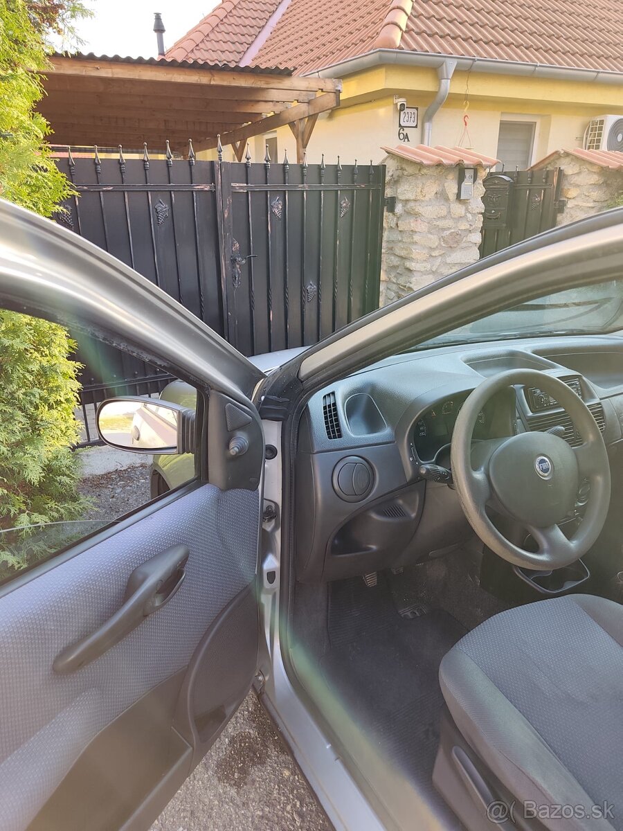 Fiat Punto - 4
