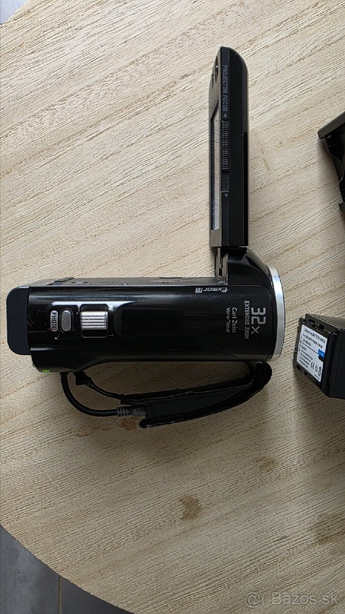 Predám kameru Sony s projektorom - 4