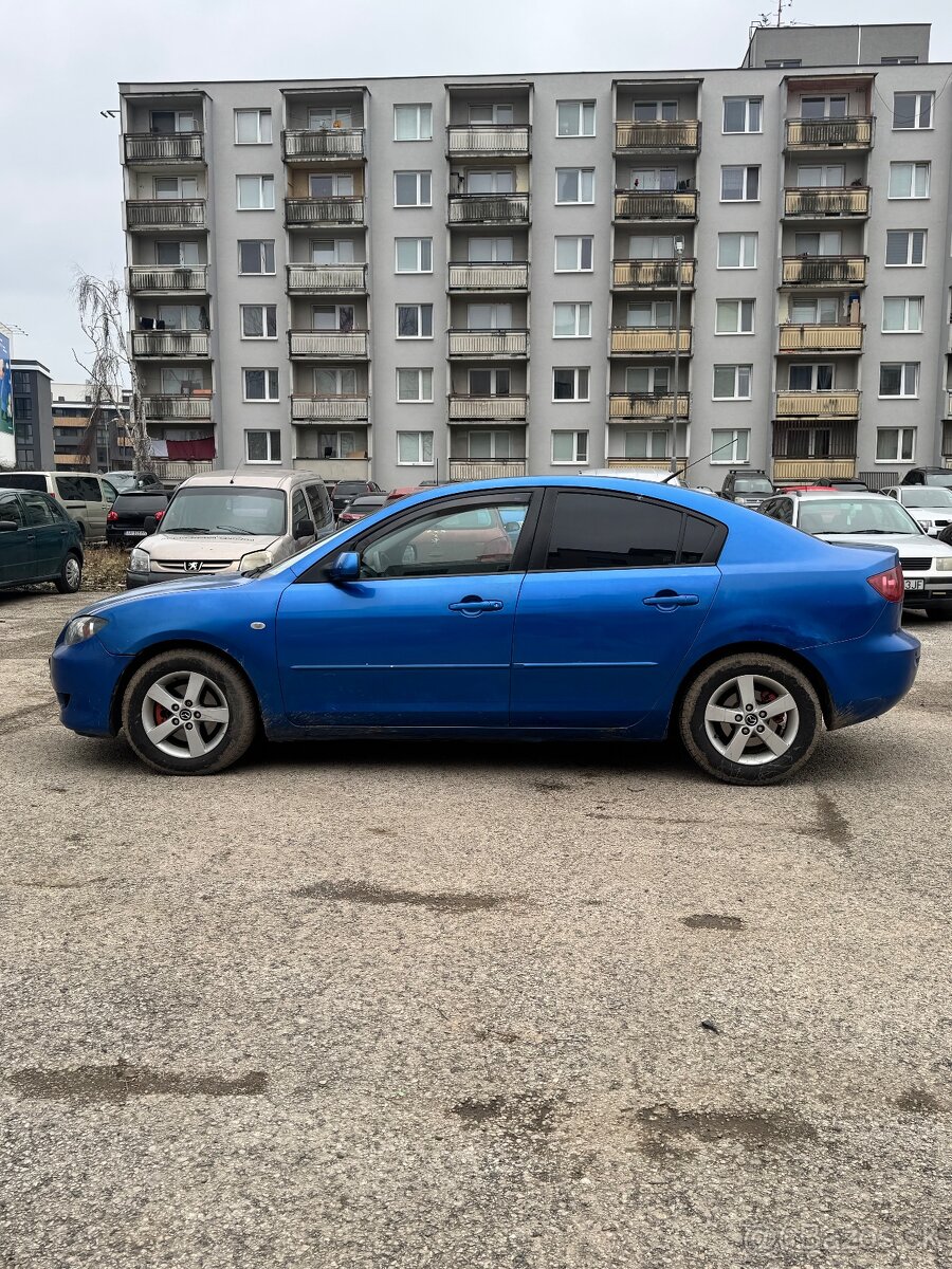 Mazda 3 - 4