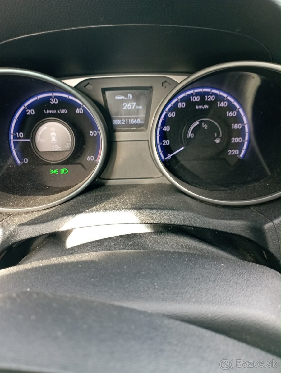 Hyundai ix35 - 4