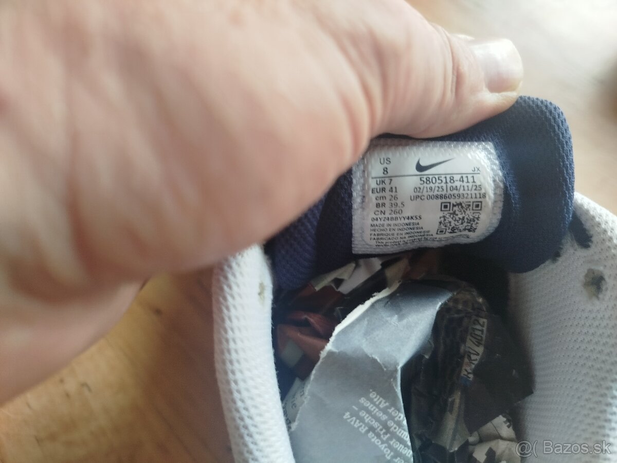 Nike - 4