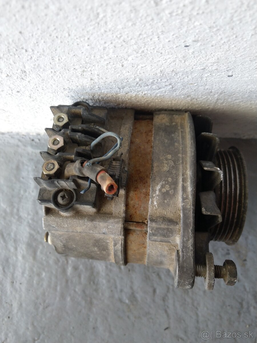 Alternátor na Ford Sierra - 4