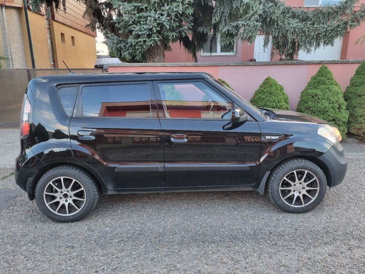 KIA SOUL 1.6i ROK 2009 - 4