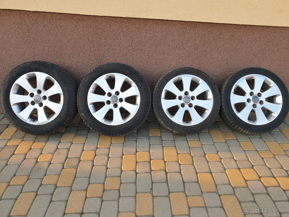 Opel Insignia A sedan predná kapota - 4