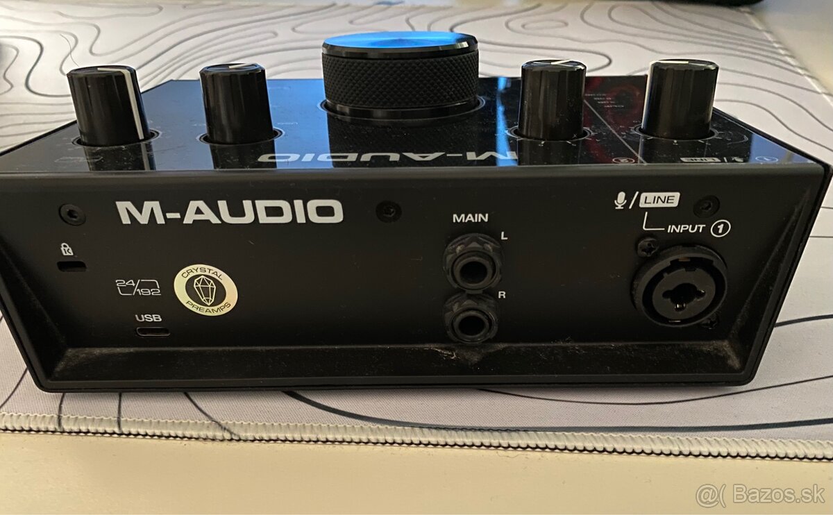 Štúdiový mikrofón + zvukovka atď. - 4