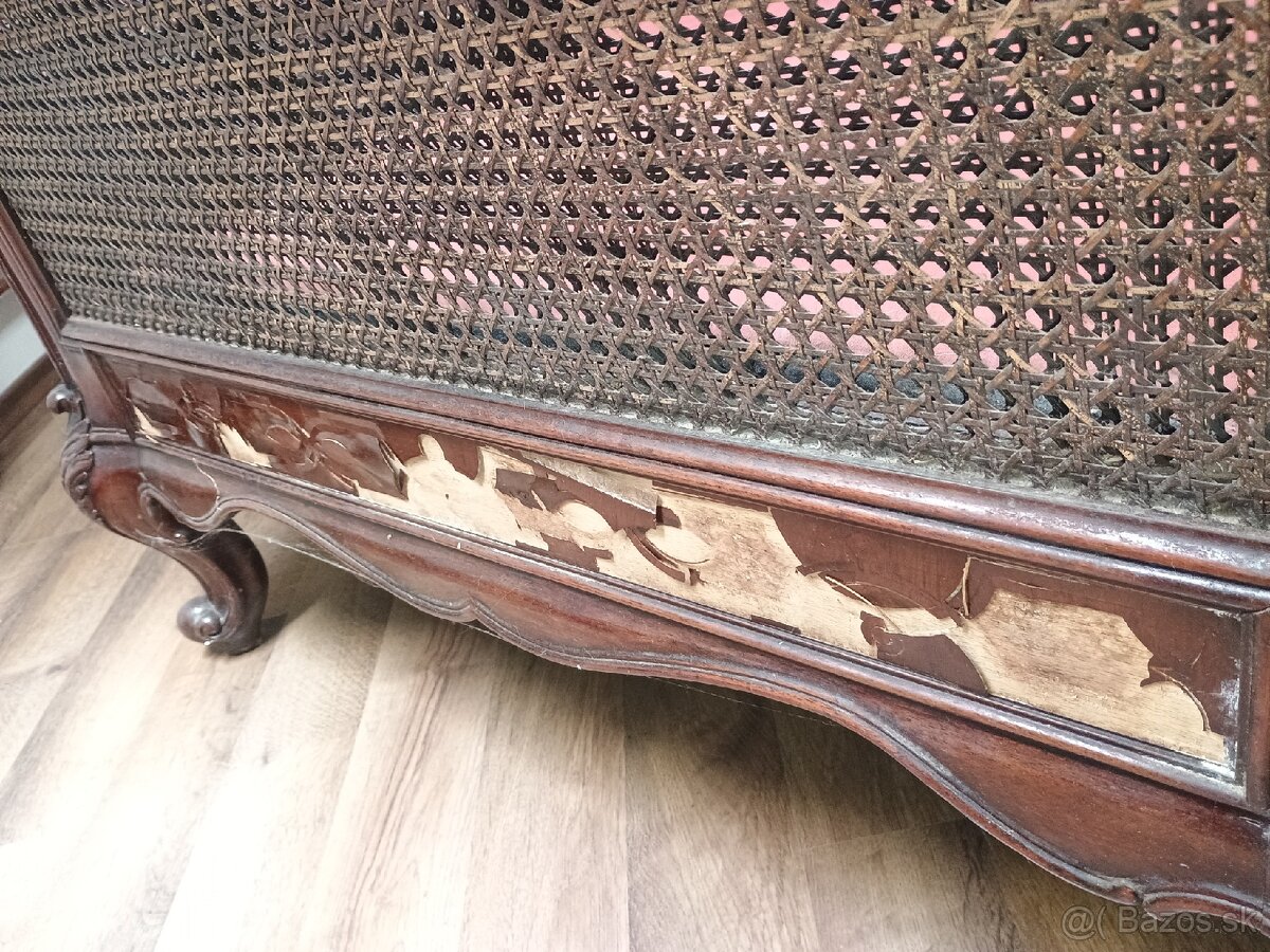 Predám staré drevené kreslo - 4