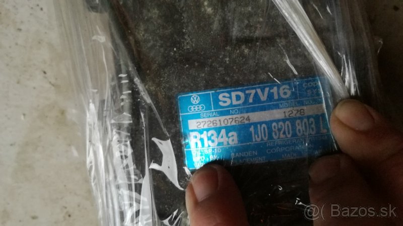 Škoda Octavia 1 1.8 turbo benzin r.99 - 4