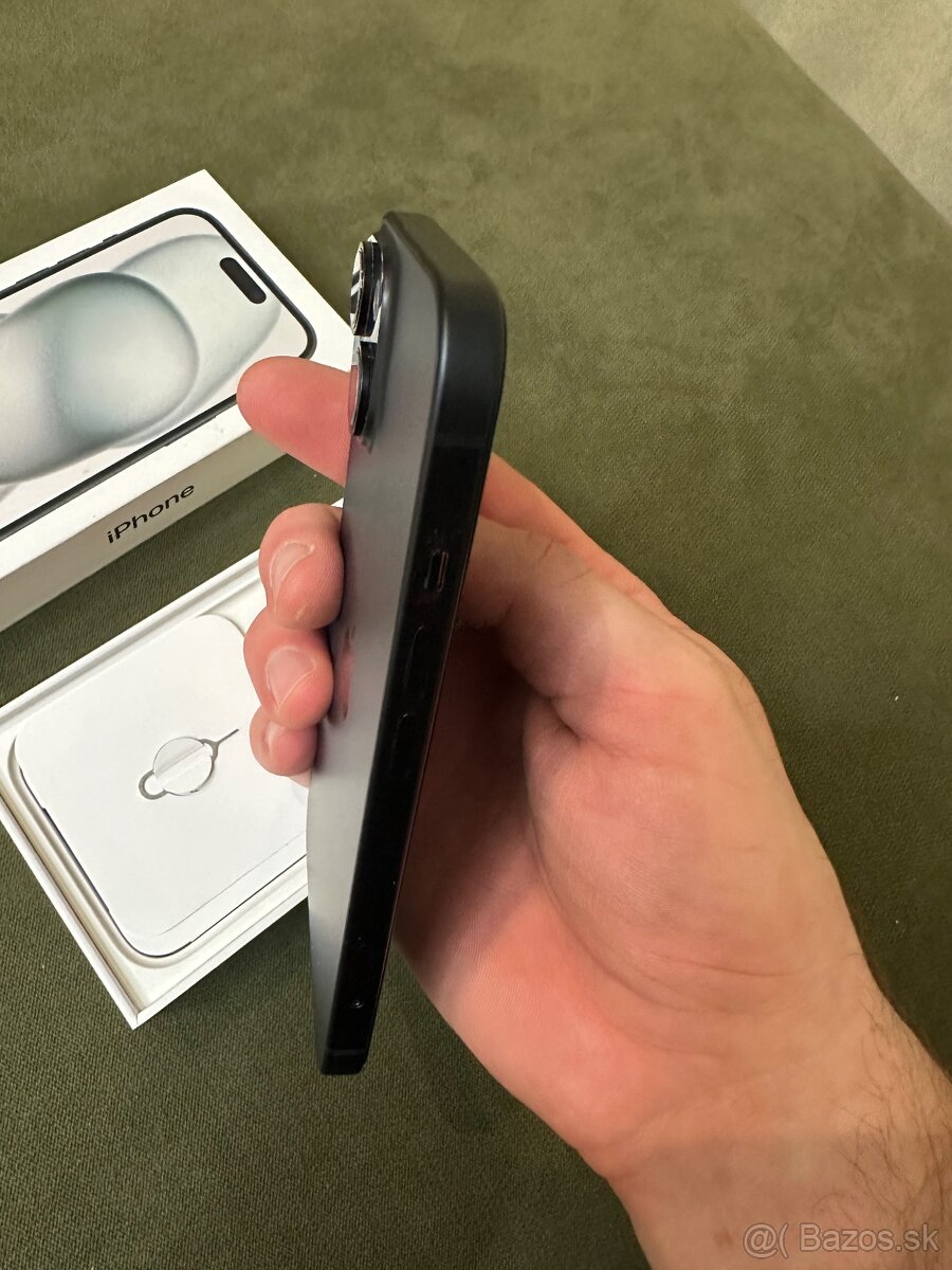 iPhone 15 128GB Black - 4