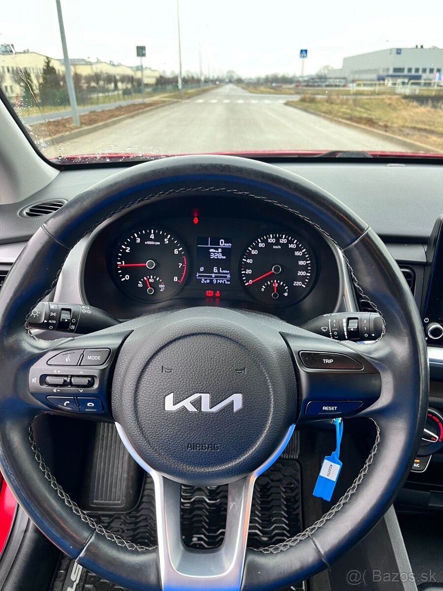 KIA Stonic 1,0GDi 74KW - 4