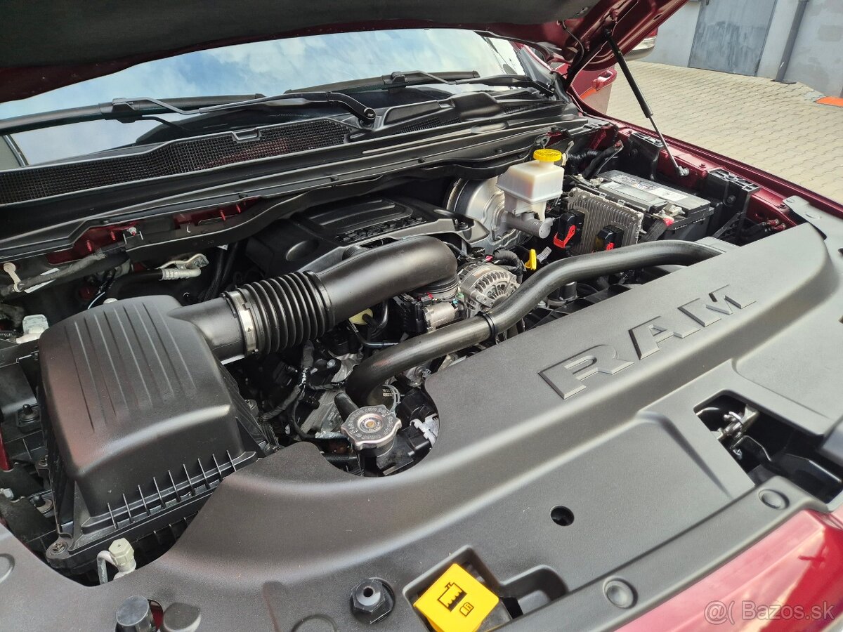 DODGE RAM 1500 5,7 HEMI BLACK WIDOW 31000km