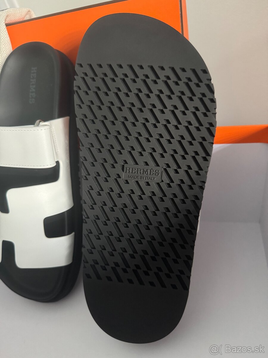 Slapky Hermes Chypre - 4