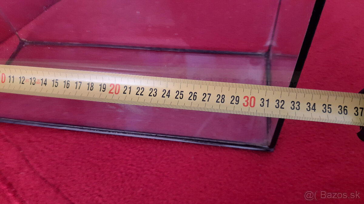 Predám menšie akvárium. - 4