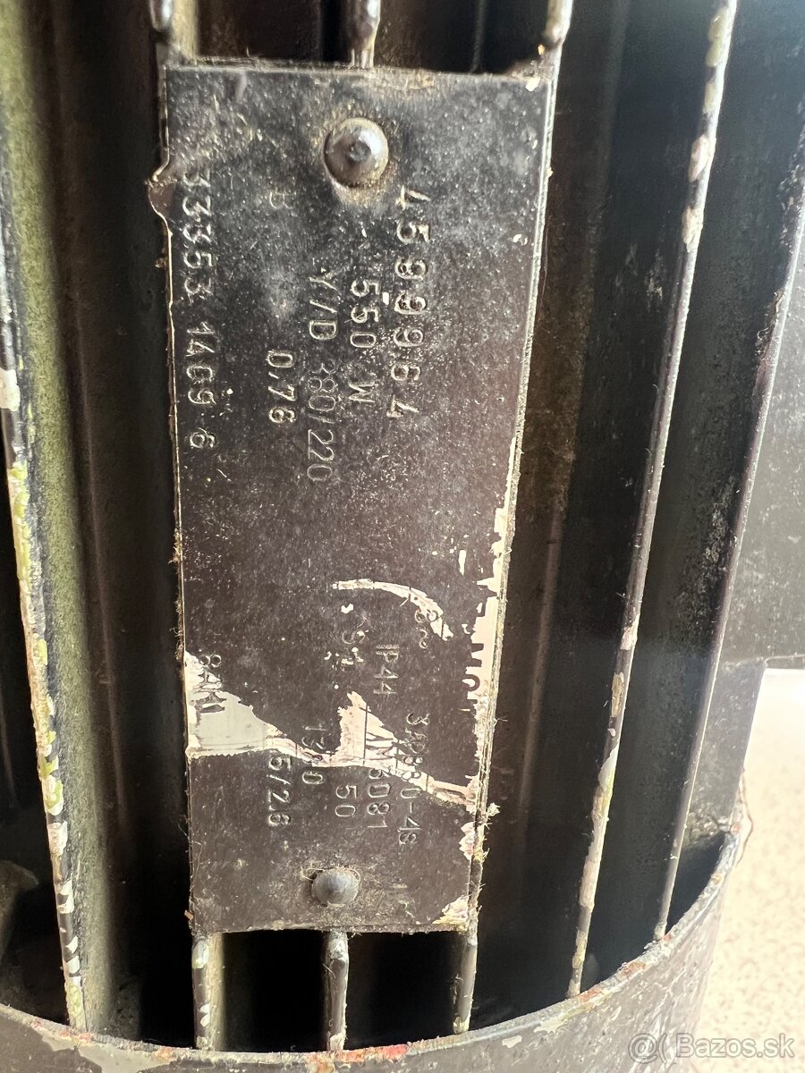 Elektromotor s prevodovkou - 4