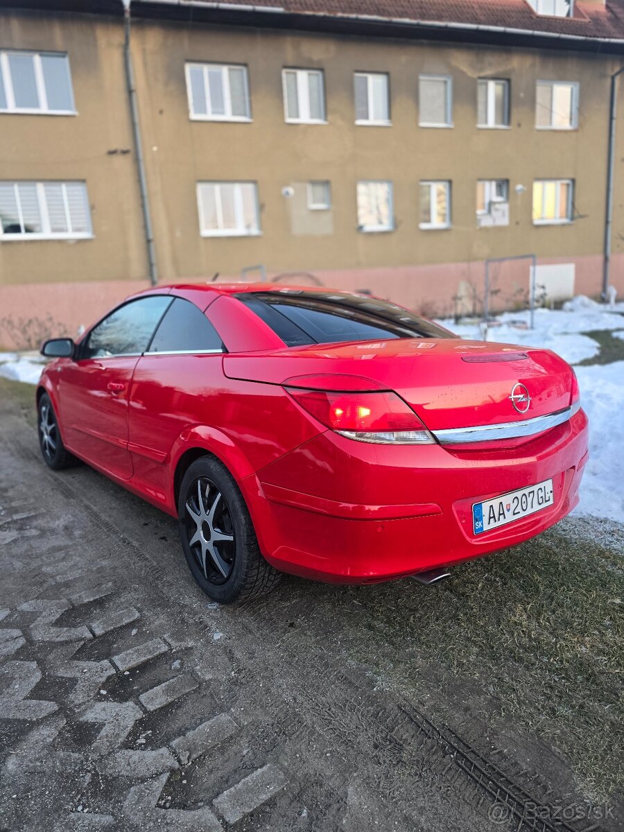 Predam Opel Astra Twin Top Cabrio diesel - 4