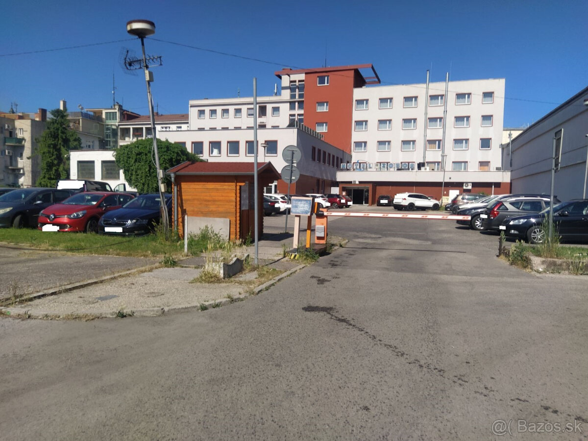 Prenajmeme parkovacie miesto v centre Nitry - 4