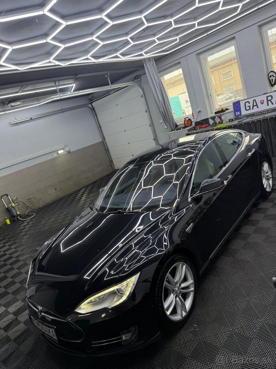 Tesla model S85D 2015 MCU2 Free supercharging dozivotne - 4