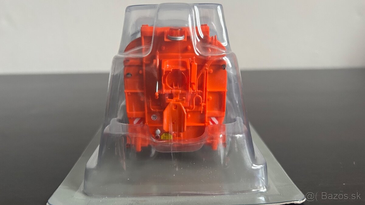 LIAZ 110.820 BOBR 12-1 1/43 DeaGostini - 4