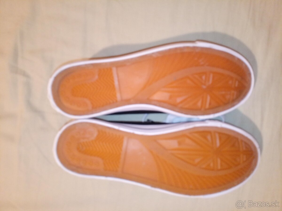 Predám tenisky Converse veľ.38 - 4