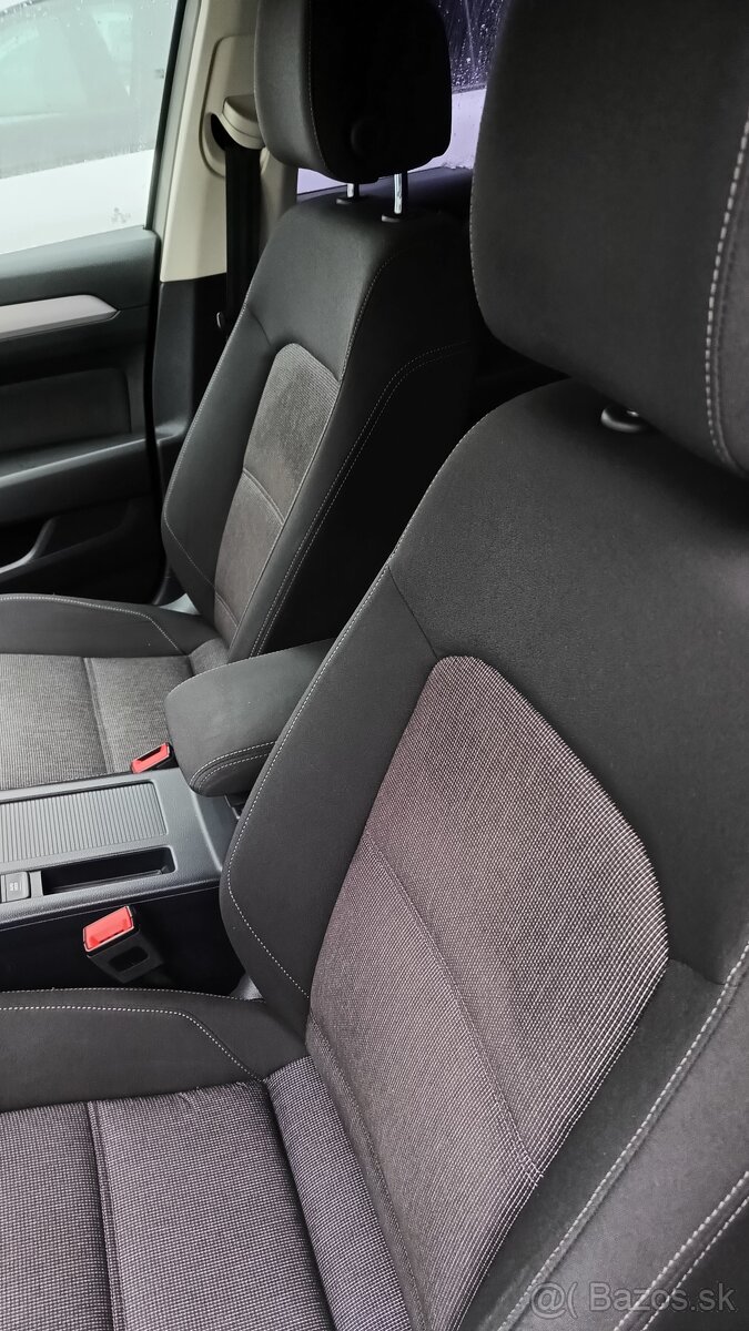 Volkswagen Passat 1.6 TDi Variant B8 dsg - 4