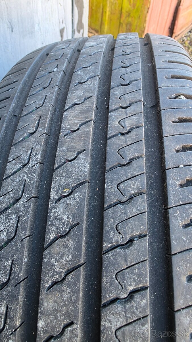 215/60 R16 - 4