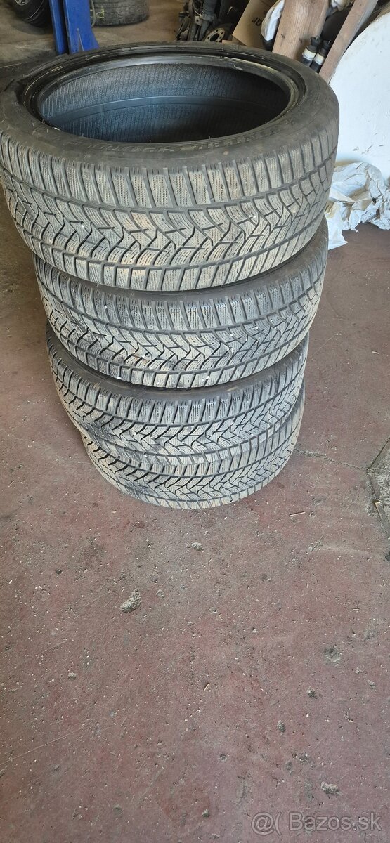 Dunlop winter sport 5 235×45 R18 - 4