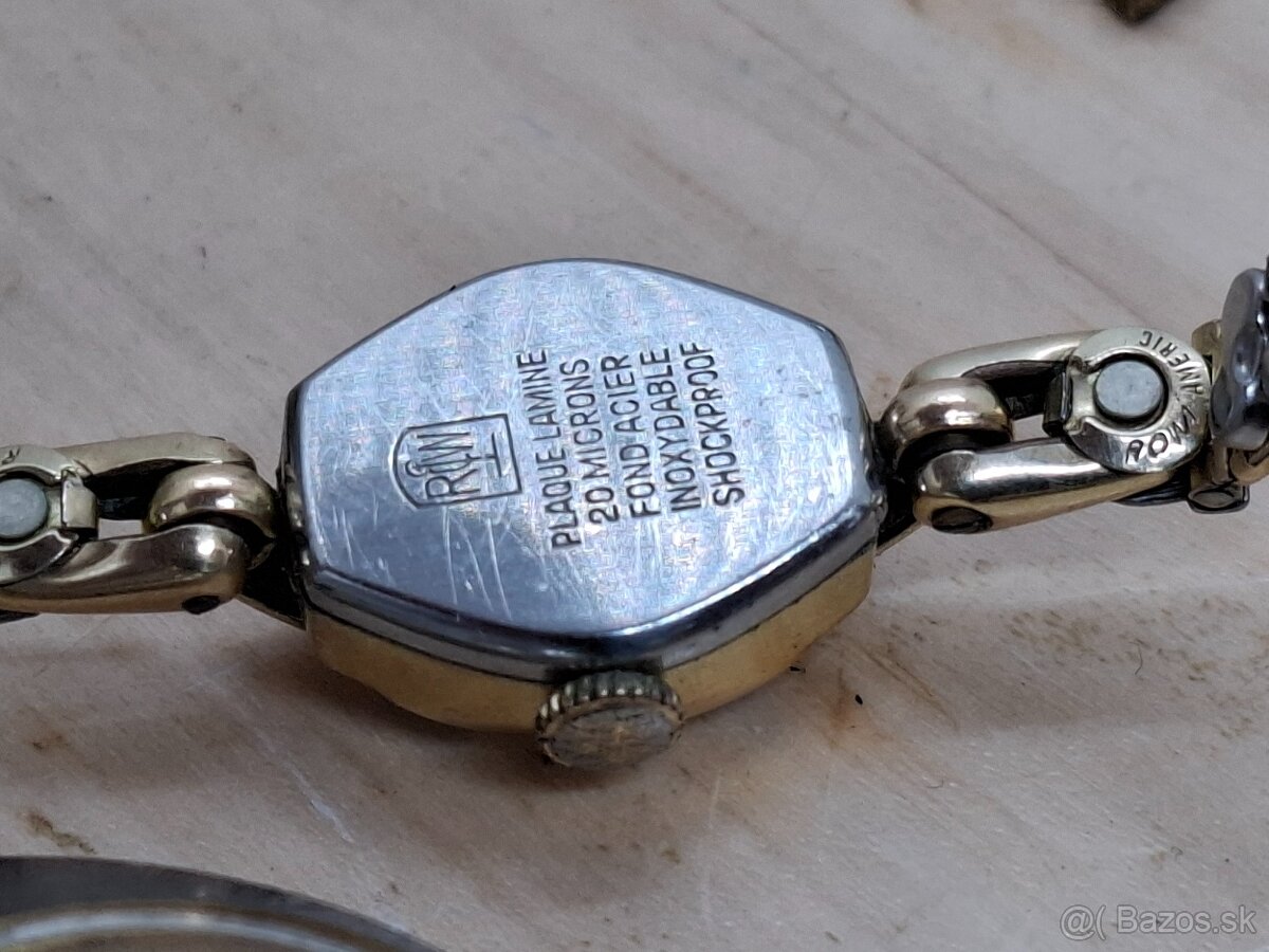 Predám funkčné dámske pozlátené hodinky JUNGHANS 17 jewels 1 - 4