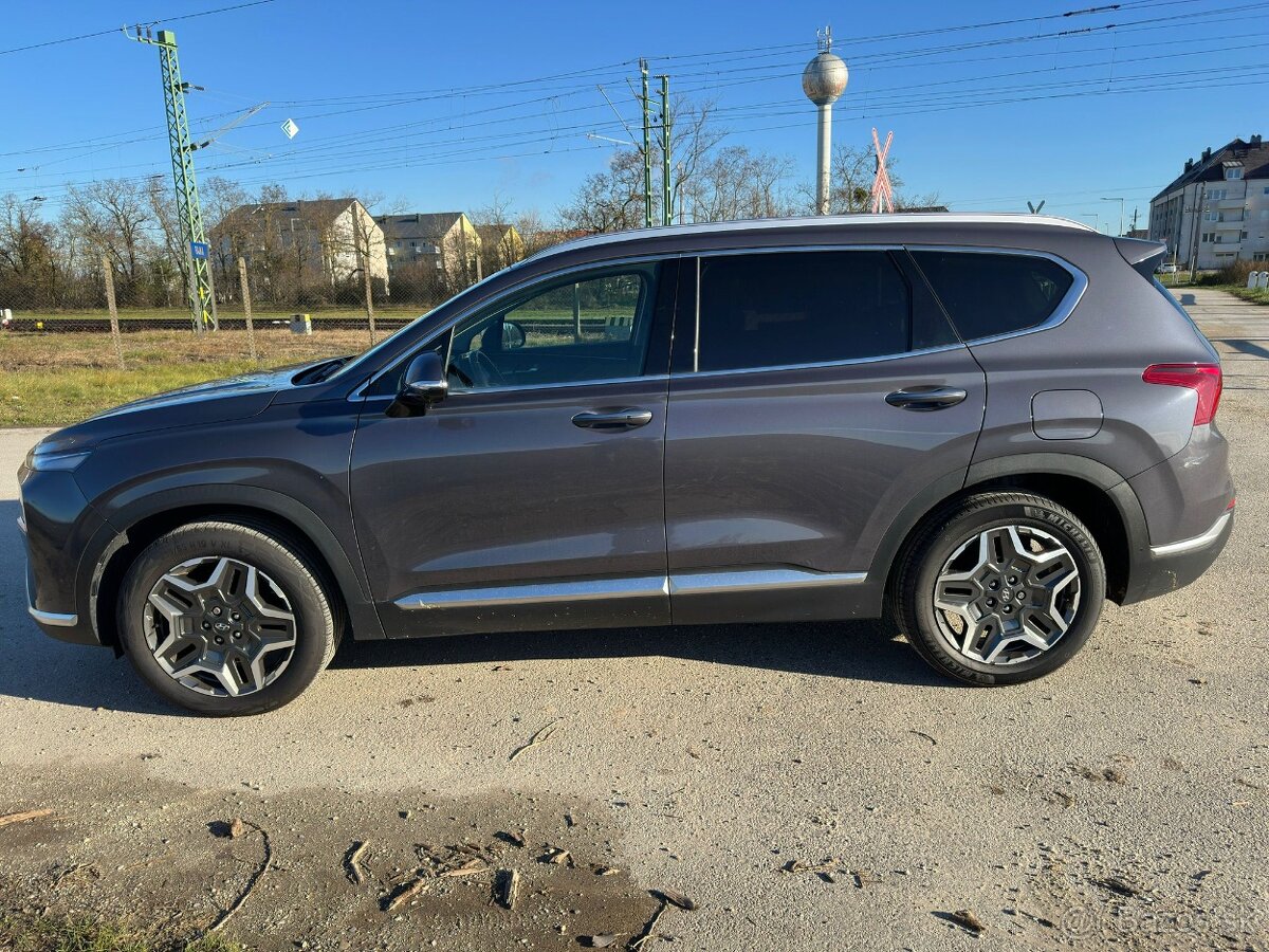 Hyundai Santa Fe - 4