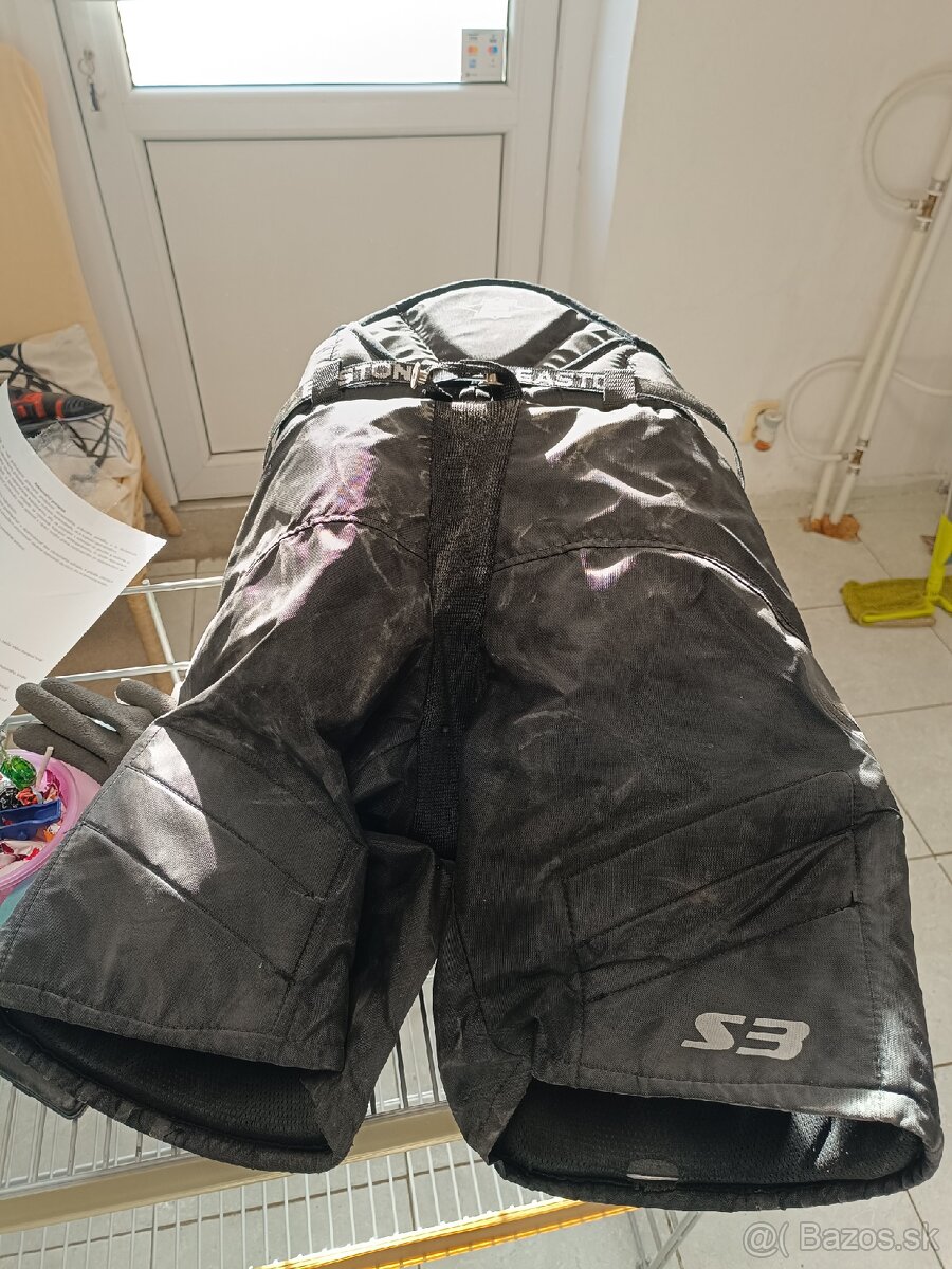 Nohavice na hokej - 4