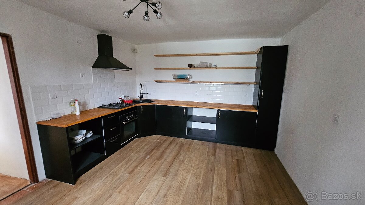 GEMINIBROKER Vám ponúka útulný dvojizbový dom v obci Nyíri - 4