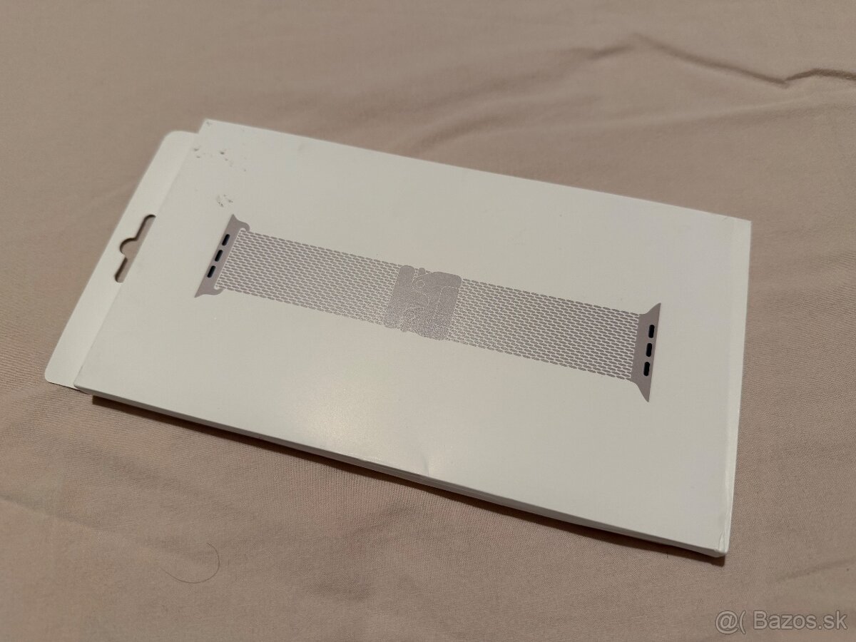 Apple Watch Ultra + Titanium Milanese loop - 4