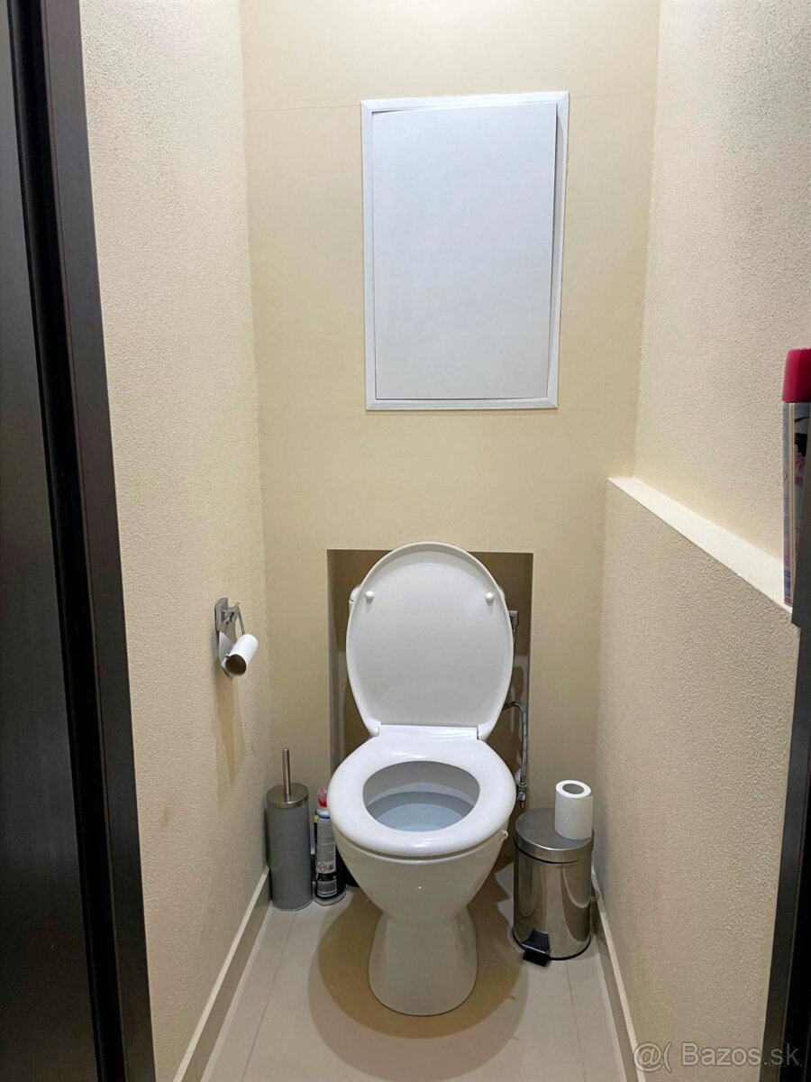 Prenájom: 2 izbový byt blízko centra Levíc - 4