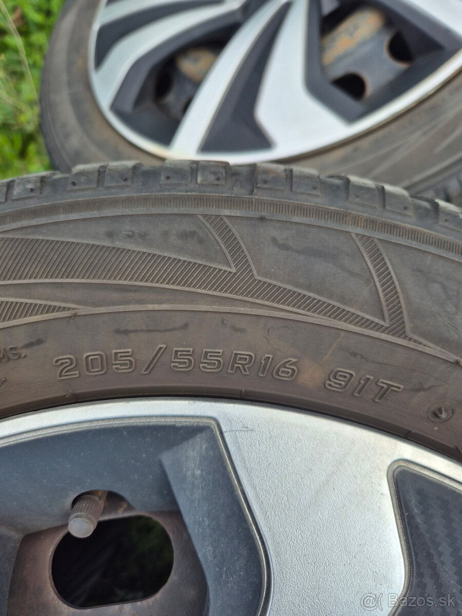 zimne pnematiky 205/55 r16 - 4