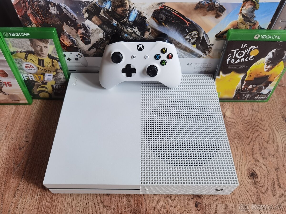 Xbox One S 1TB - 4