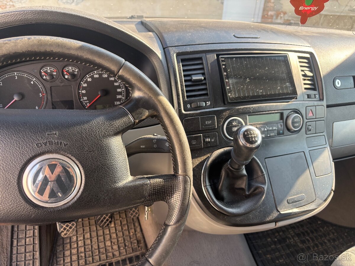 VW Multivan T5 facelift - 4