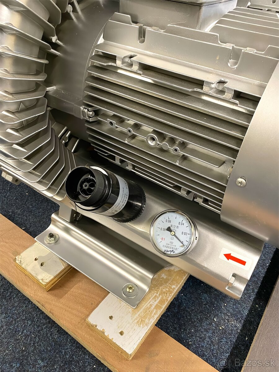 Vacuum Blower 5,5KW 2 kusy vrátane filtrov a jeden bez filtu - 4