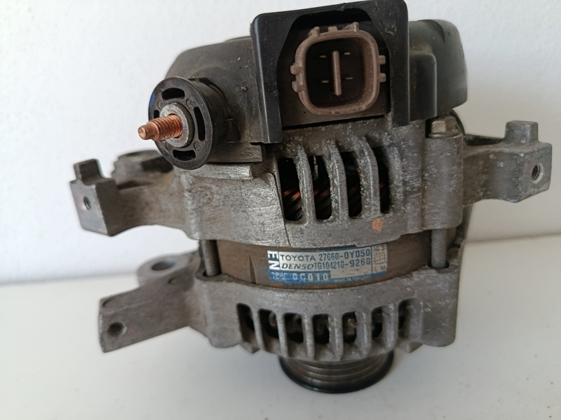 alternator toyota 270600y050 140€ - 4